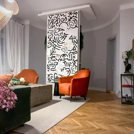 Apartment Pop's *