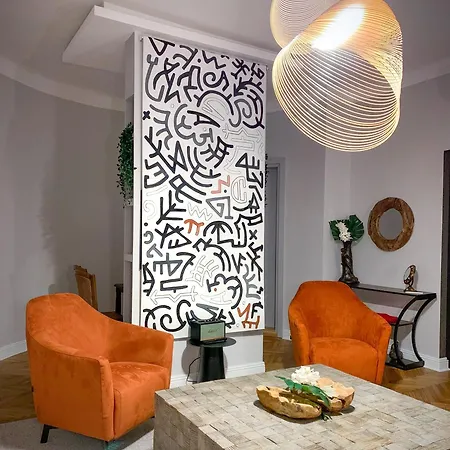 Apartment Pop's *