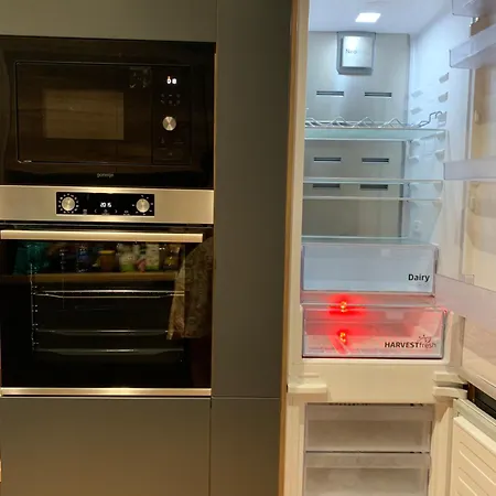 Pop's Apartment *